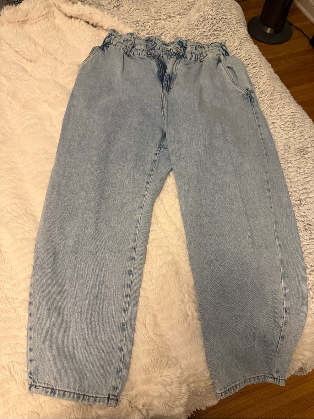 ZARA Paperbag Waist Women’s Jeans